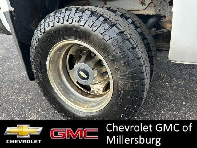 Used 2015 Chevrolet Silverado 3500 LT w/ LT Convenience Package image 12