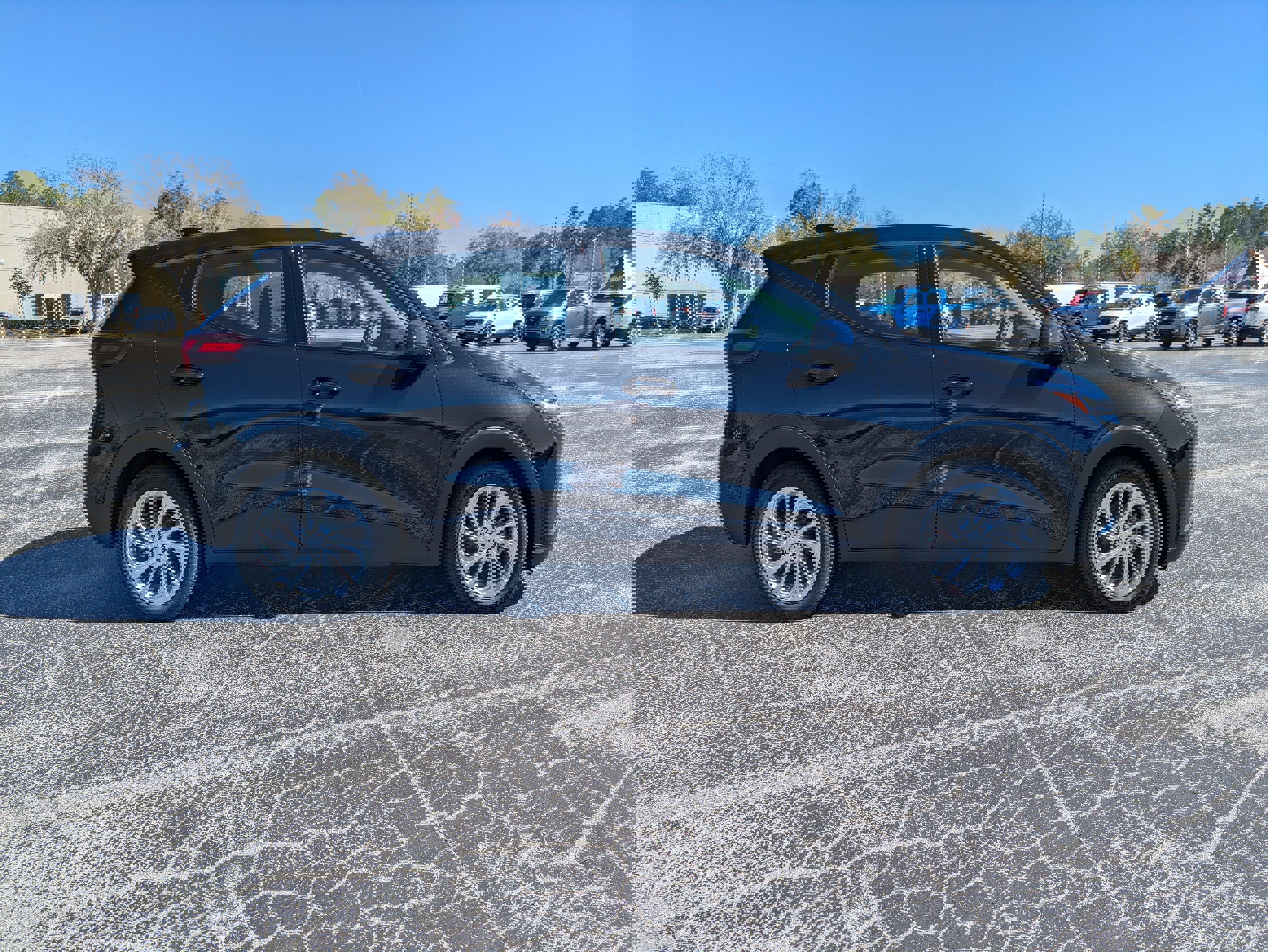 New 2027 Chevrolet Bolt LT w/ Comfort Package image 3