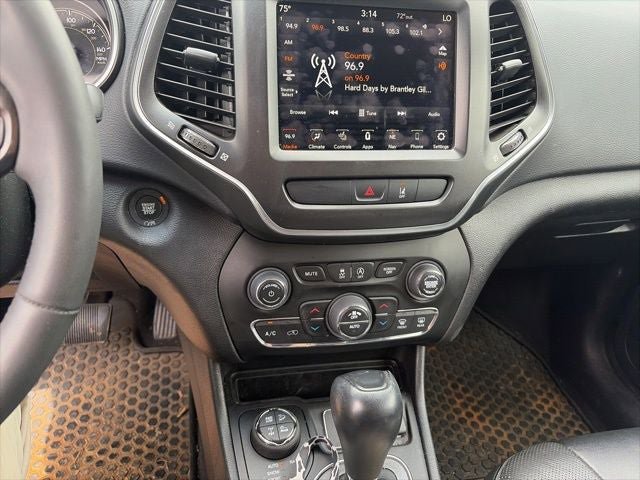 Used 2022 Jeep Cherokee Trailhawk w/ Sound & Nav Group AWD/4WD image 21