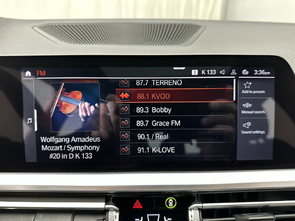 Used 2019 BMW 330i xDrive Sedan w/ Convenience Package AWD/4WD image 16
