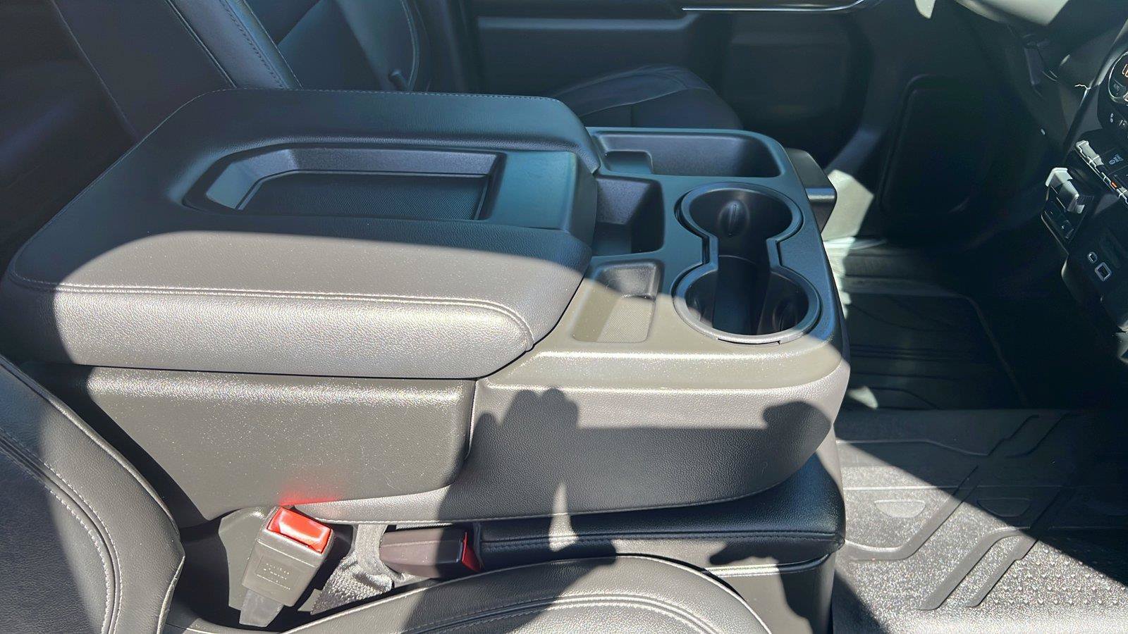Used 2020 Chevrolet Silverado 2500 LT w/ All Star Edition AWD/4WD image 18