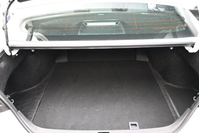 Used 2025 Toyota Camry SE FWD image 18