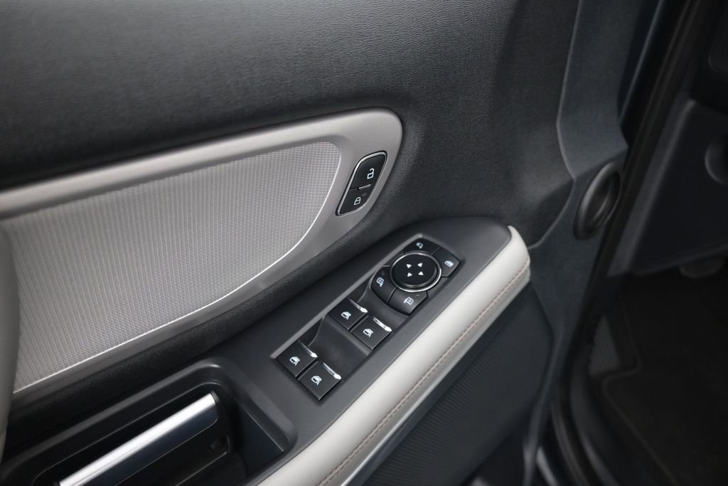 Used 2025 Ford Expedition Max Active RWD image 18