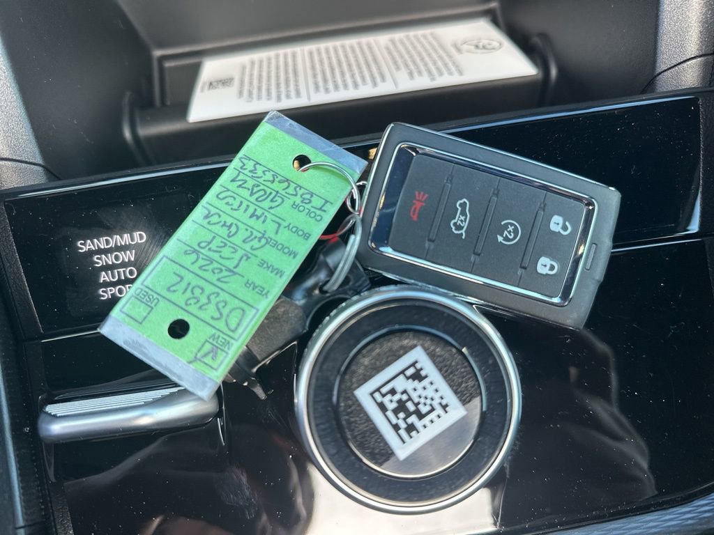 New 2026 Jeep Grand Cherokee L Limited image 36