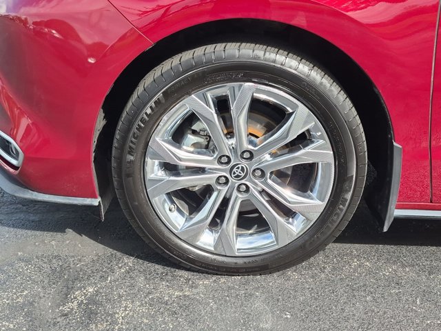 Certified 2023 Toyota Sienna Platinum FWD image 8