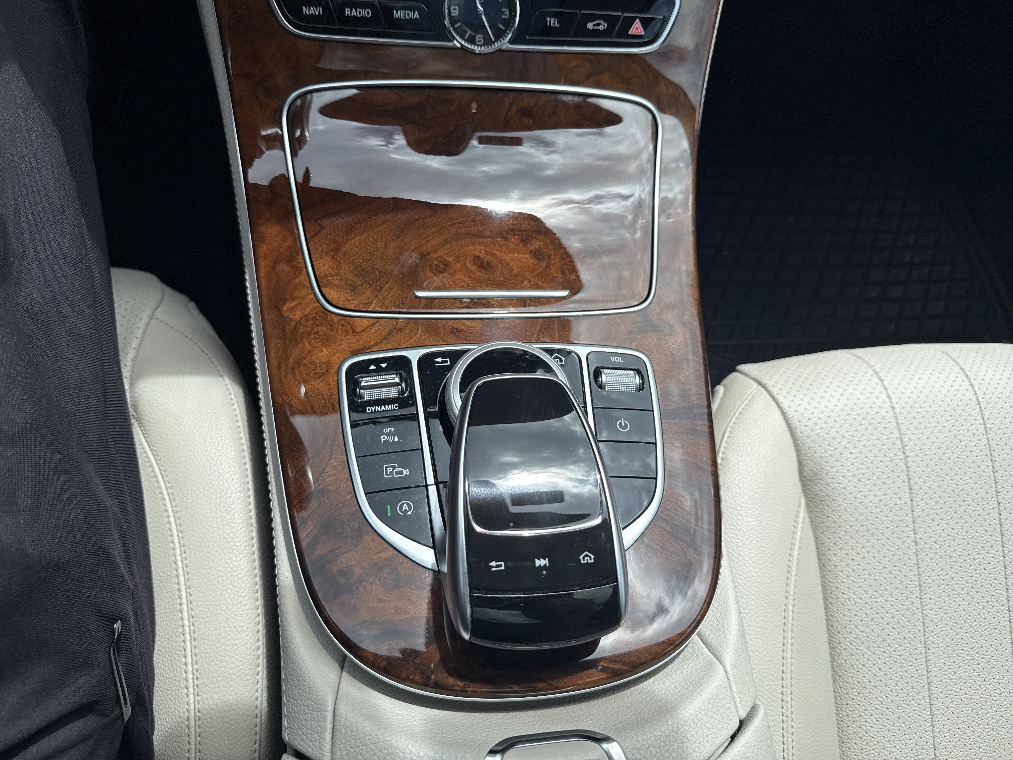 Used 2019 Mercedes-Benz E 300 4MATIC image 20