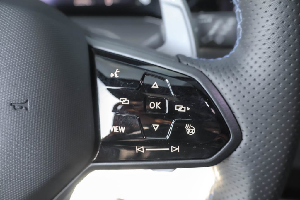 Certified 2024 Volkswagen Golf R image 18