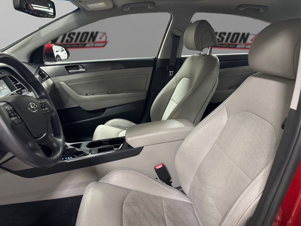 Used 2017 Hyundai Sonata Sport w/ Value Edition Package 02 image 9