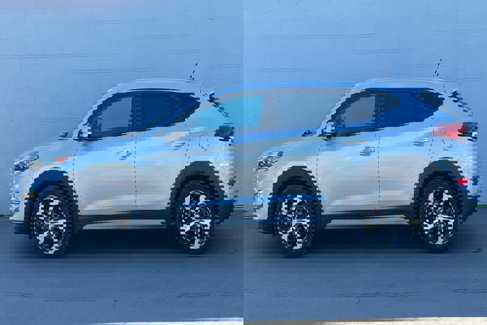 Used 2017 Hyundai Tucson Sport image 6