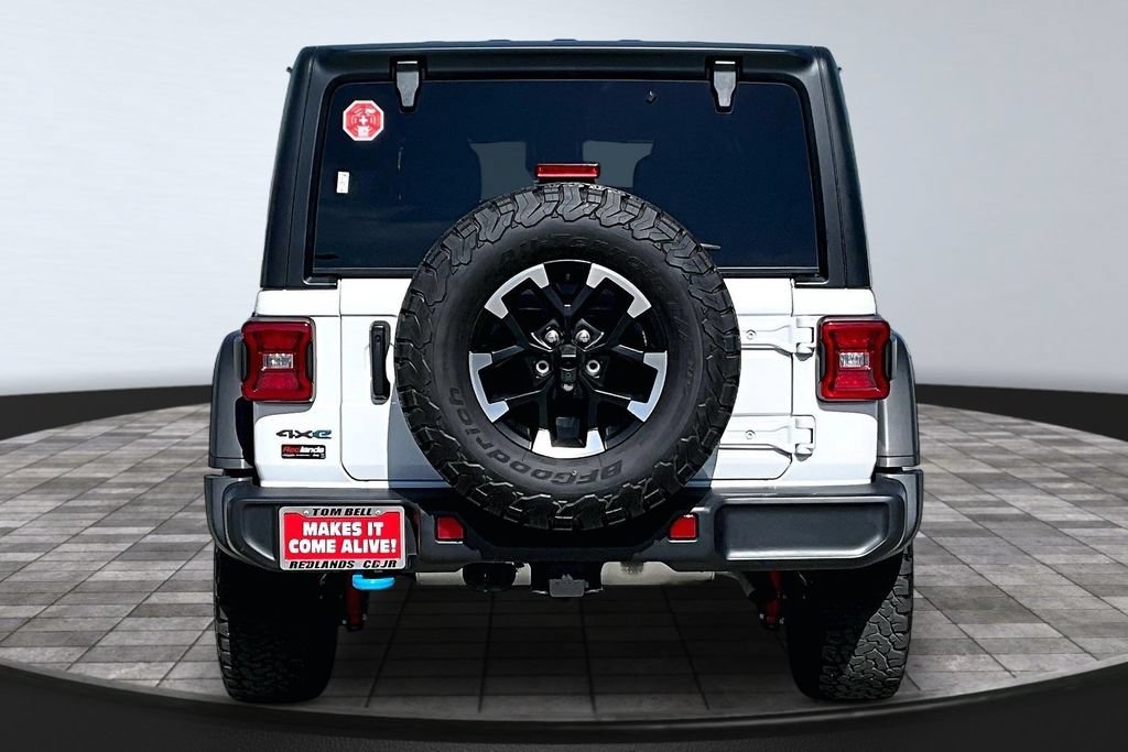 Certified 2025 Jeep Wrangler Unlimited Rubicon 4xe w/ Convenience Group AWD/4WD image 23