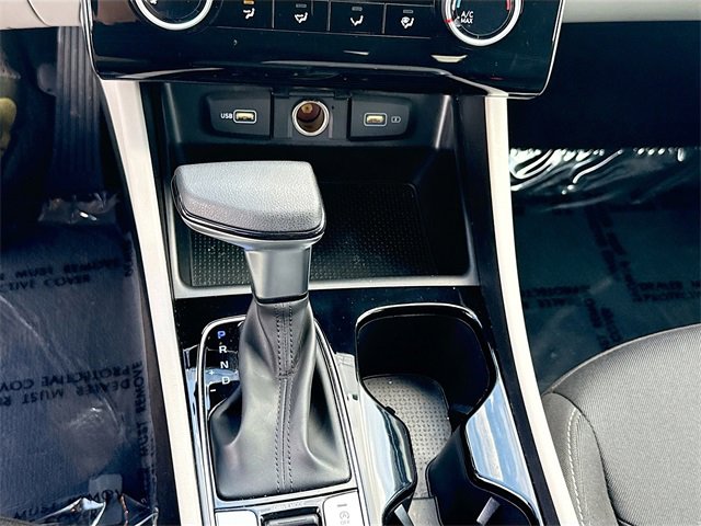 Used 2023 Hyundai Tucson SE image 16