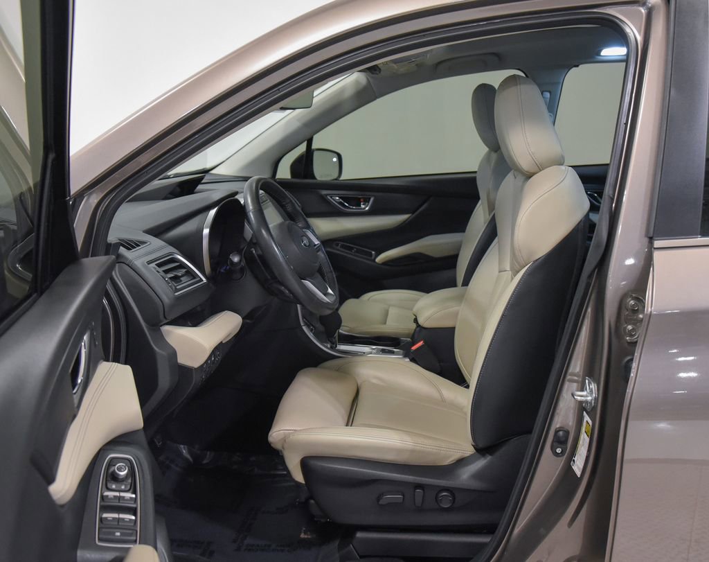 Used 2021 Subaru Ascent Limited w/ Technology Package image 2