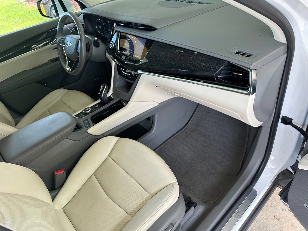 Used 2021 Cadillac XT6 Premium Luxury AWD/4WD image 39