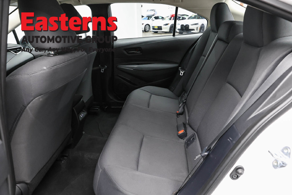 Used 2025 Toyota Corolla LE FWD image 19