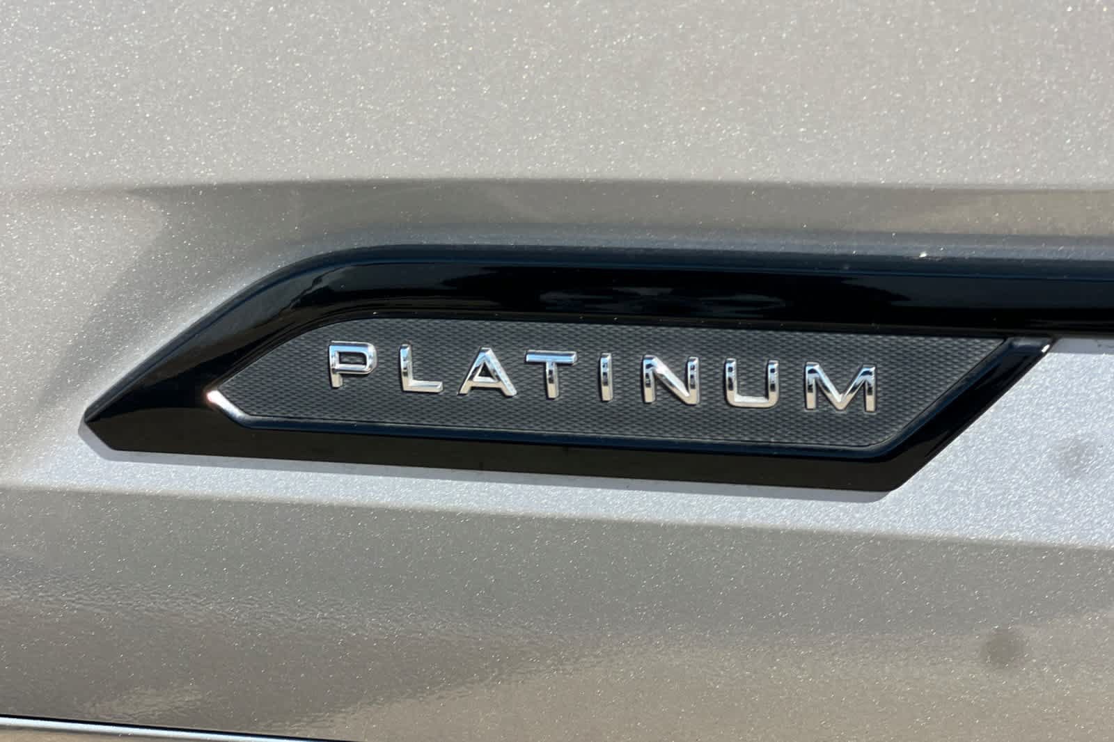 Used 2024 Toyota Tundra Platinum AWD/4WD image 24