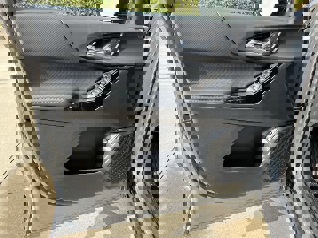 New 2026 Chevrolet Equinox LT w/ Convenience Package II image 23