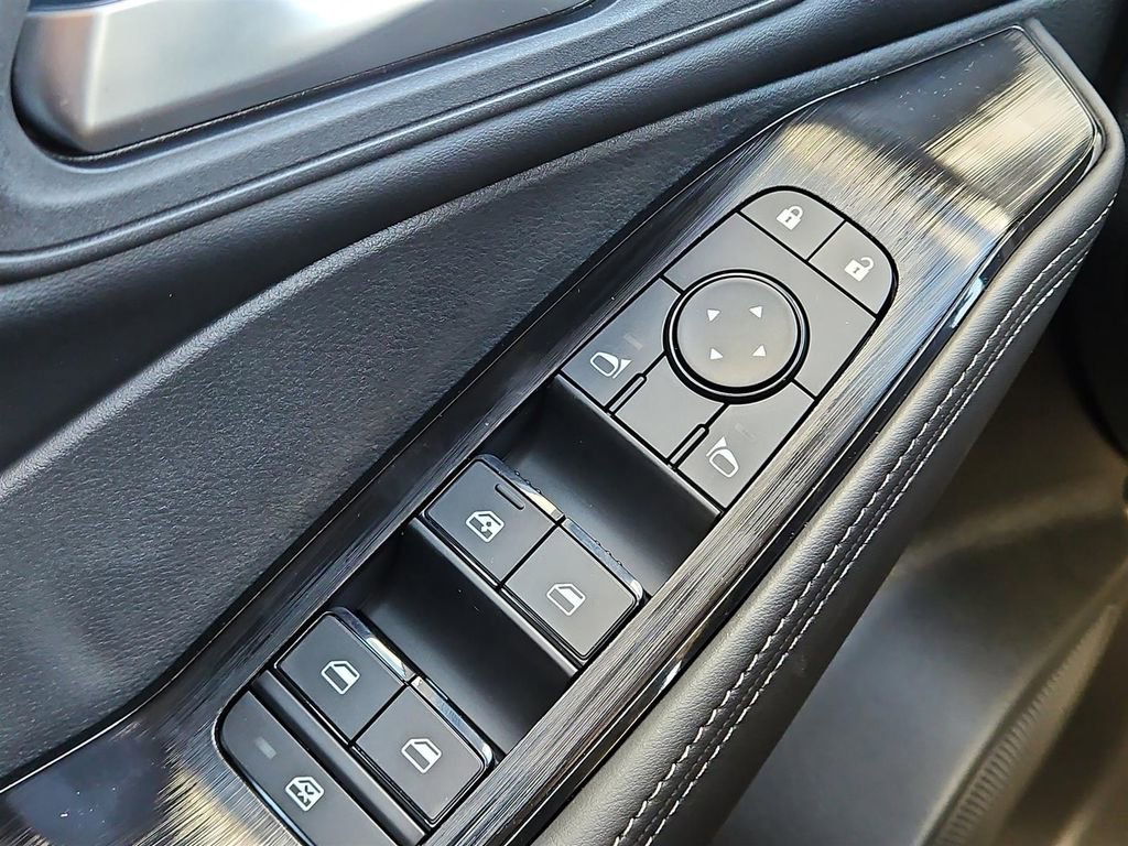 New 2026 Nissan Rogue SV w/ Cold Weather Package AWD/4WD image 8
