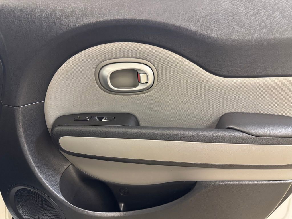 Used 2017 Kia Soul w/ Convenience Package image 24