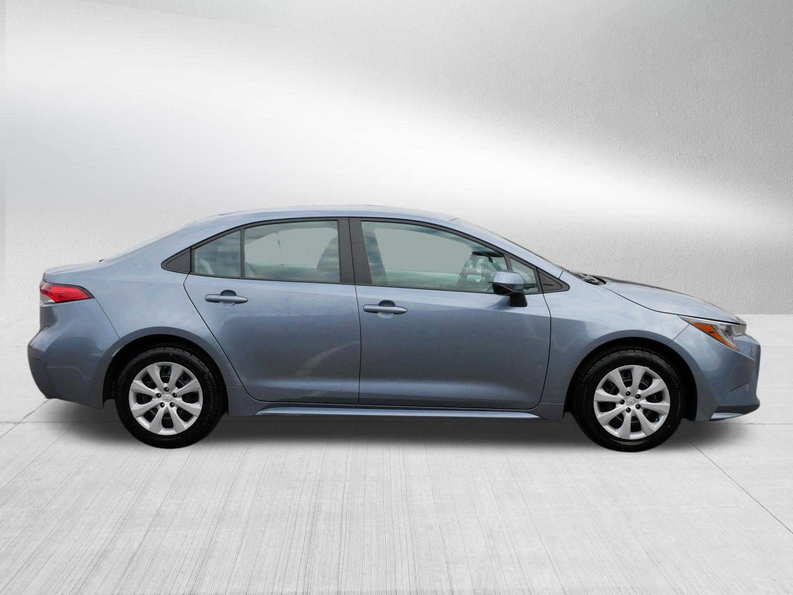 Used 2022 Toyota Corolla LE image 8