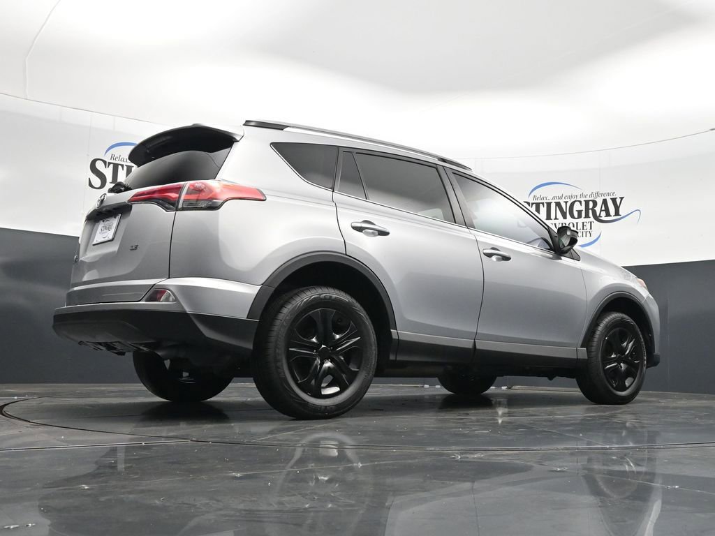 Used 2017 Toyota RAV4 LE image 23
