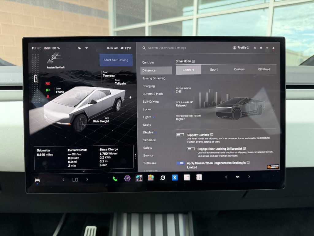 Used 2024 Tesla Cybertruck AWD Crew Cab image 19