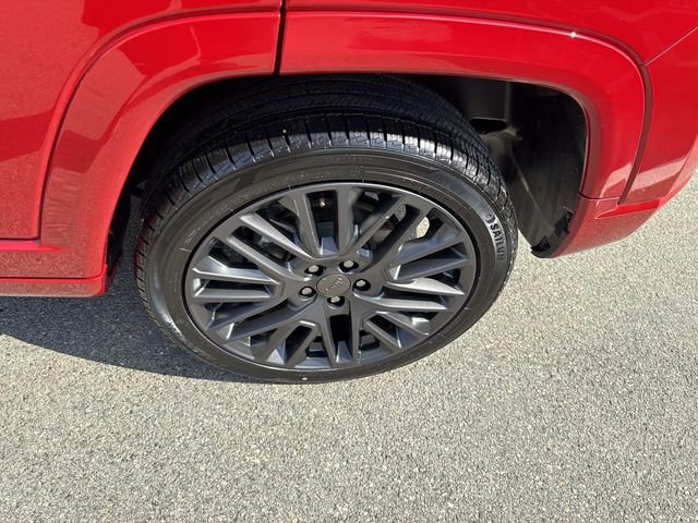 Used 2022 Jeep Compass Limited w/ (RED) Package image 15