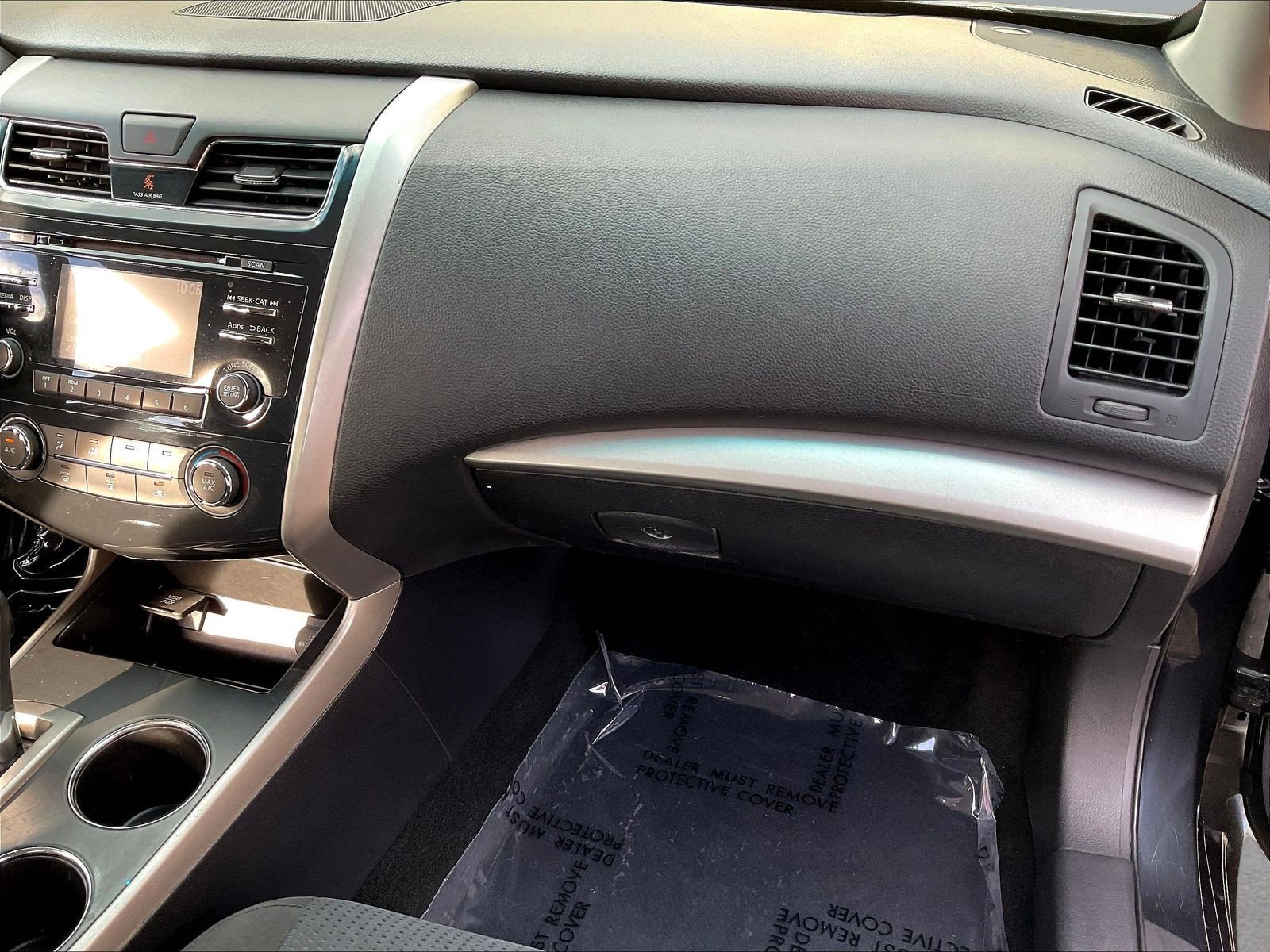 Used 2015 Nissan Altima 2.5 S w/ Special Edition Package FWD image 28