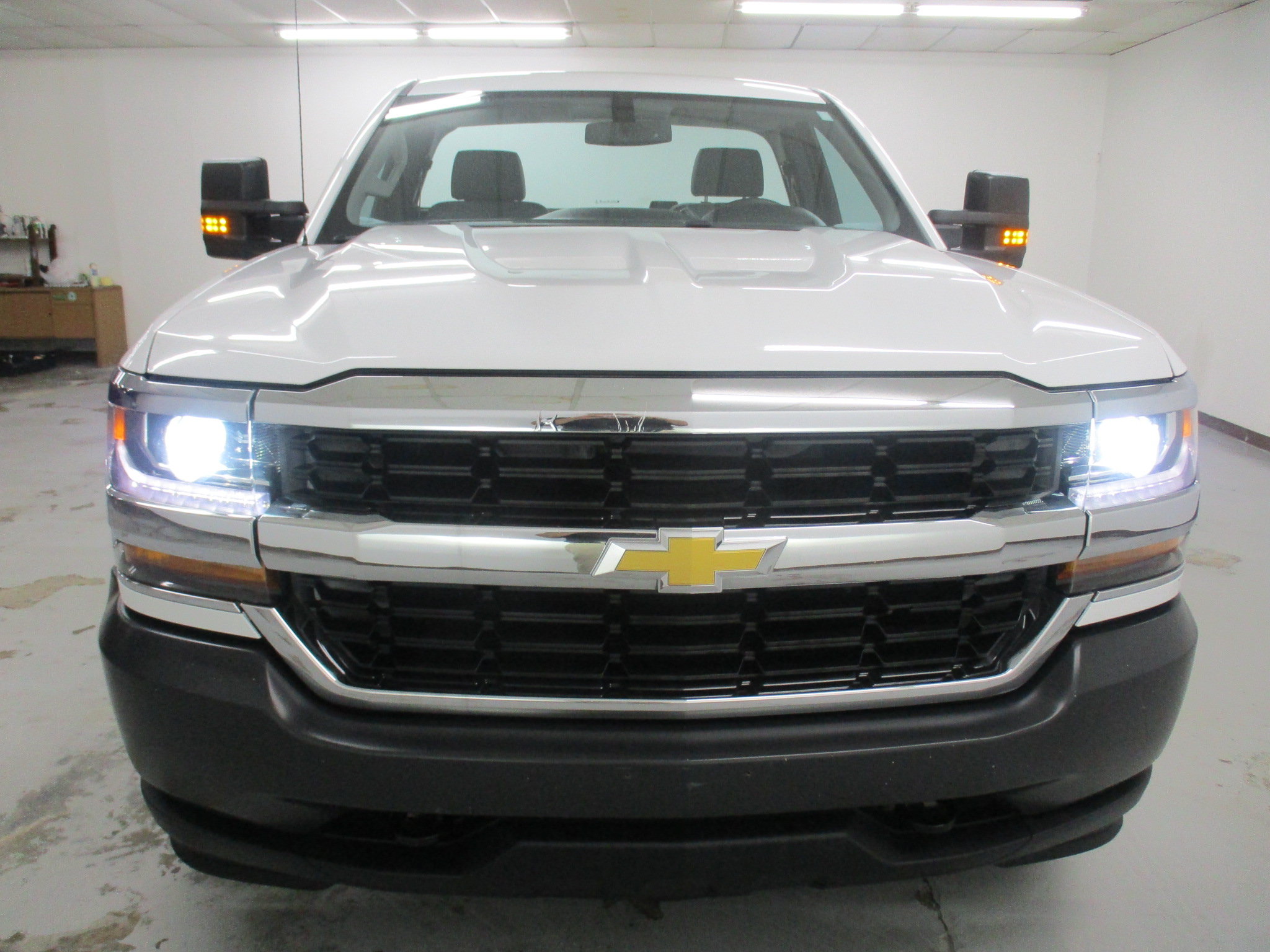 Used 2016 Chevrolet Silverado 1500 W/T w/ WT Fleet Convenience Package AWD/4WD image 2