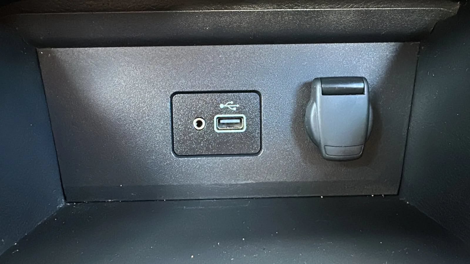 Used 2023 Nissan Sentra S FWD image 23