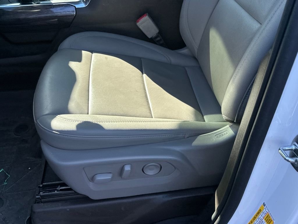 Used 2022 Chevrolet Silverado 1500 LTZ w/ Technology Package image 13