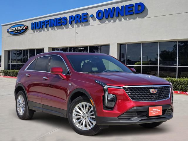 Used 2024 Cadillac XT4 Luxury w/ Cold Weather Package