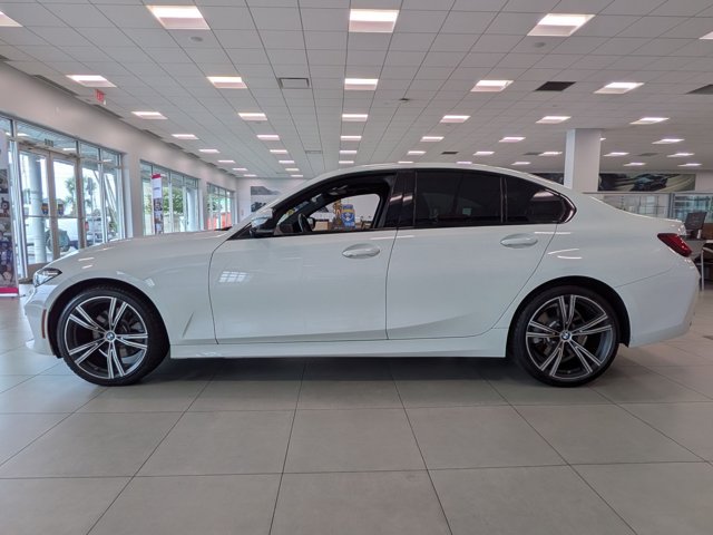 Used 2023 BMW 330i Sedan RWD image 9