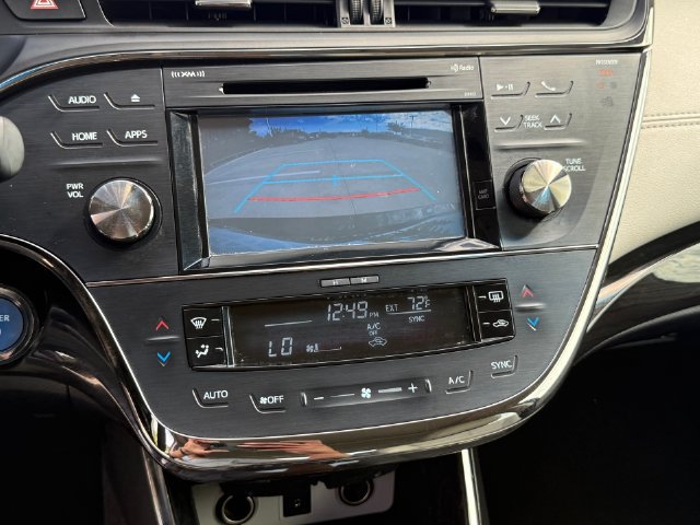 Used 2015 Toyota Avalon XLE Premium FWD image 19