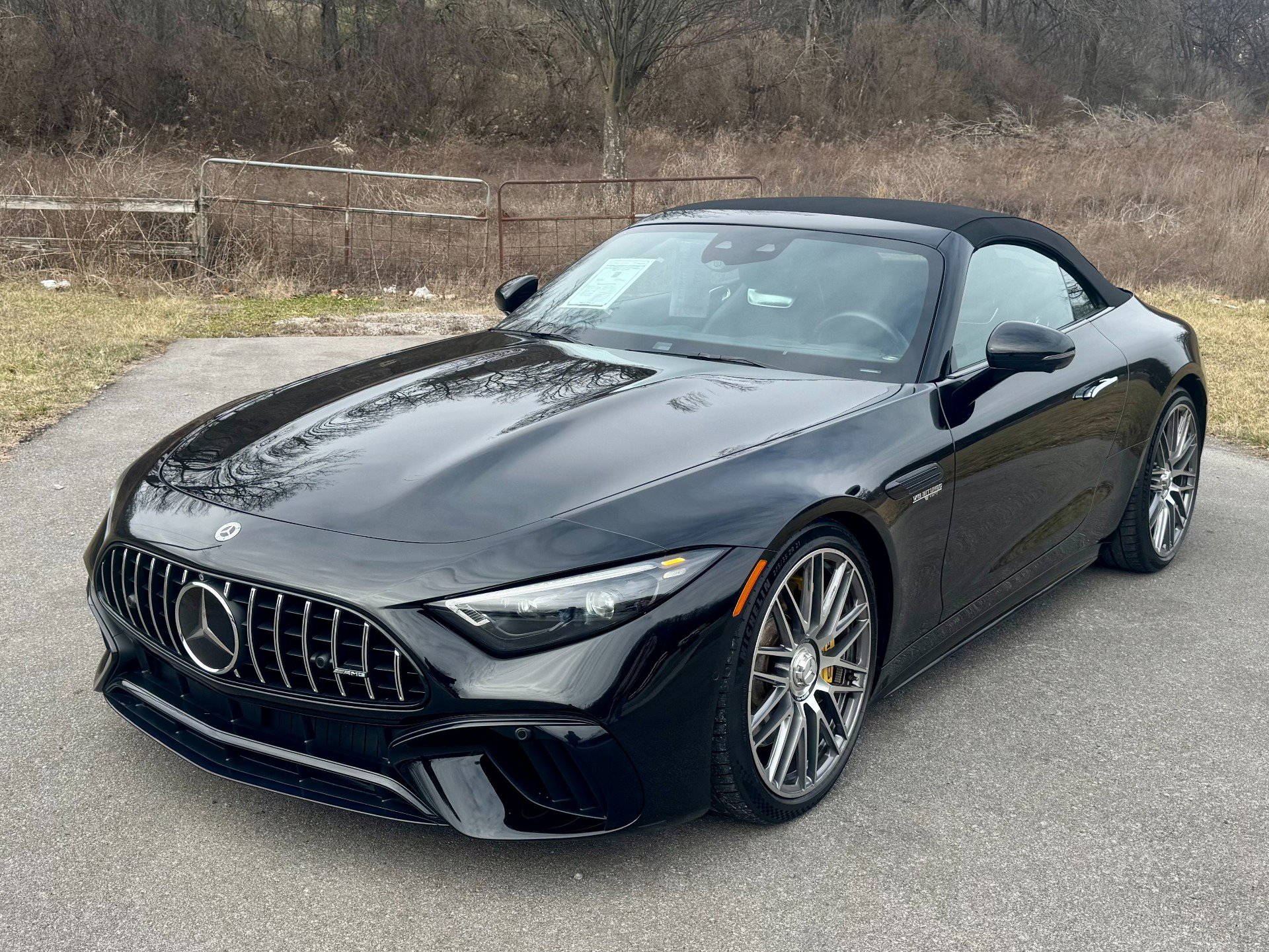 Used 2022 Mercedes-Benz SL 63 AMG 4MATIC w/ Driver Assistance Package image 2