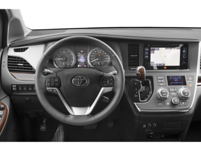 Used 2015 Toyota Sienna XLE FWD image 7
