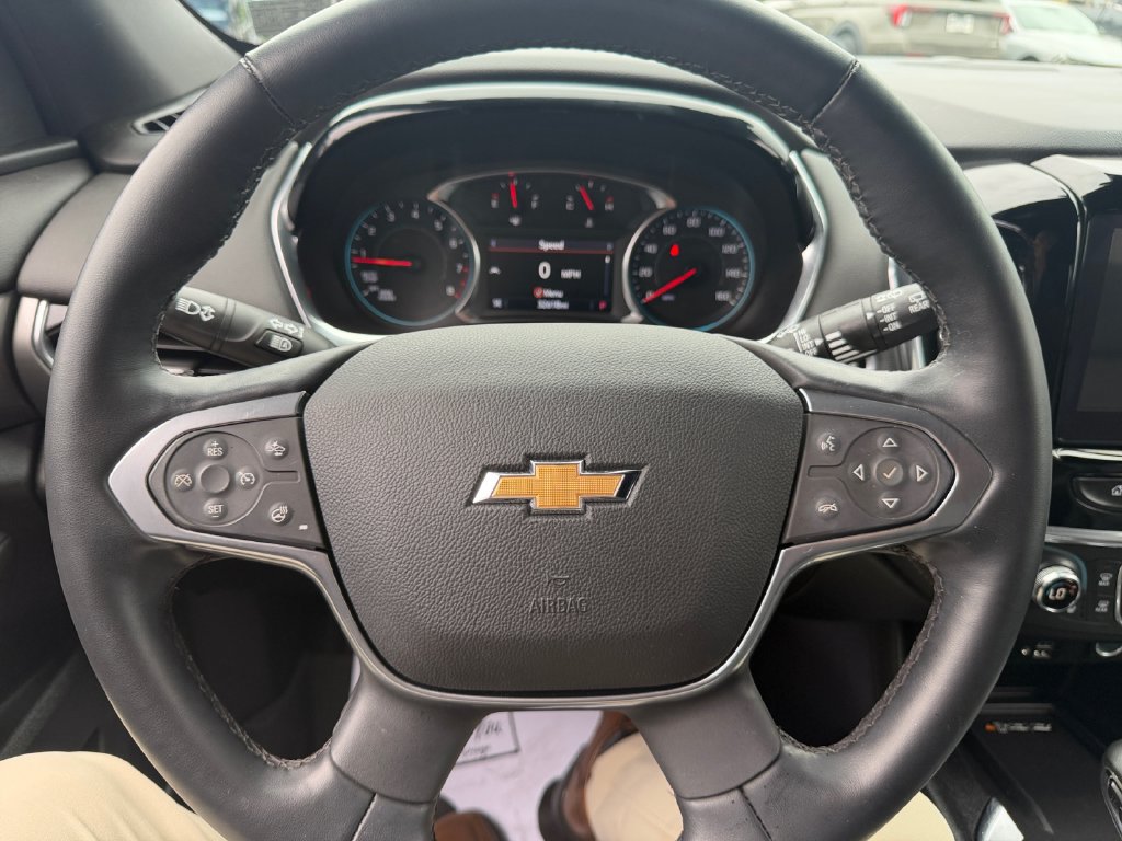 Certified 2023 Chevrolet Traverse LT w/ LT Premium Package AWD/4WD image 15