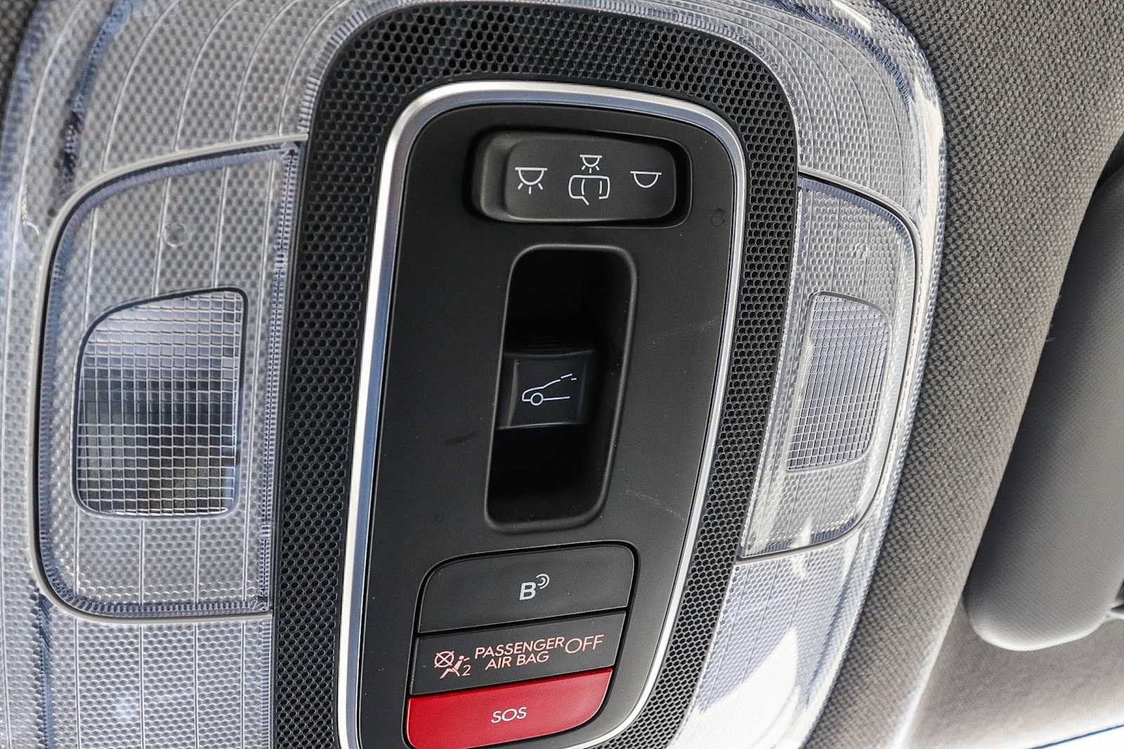 Used 2025 Hyundai Elantra SEL FWD image 34