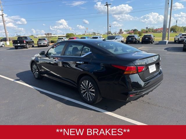 Used 2025 Nissan Altima 2.5 SV image 17