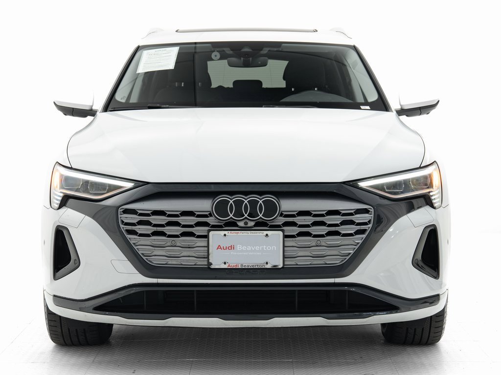 Used 2024 Audi Q8 e-tron Premium Plus image 27