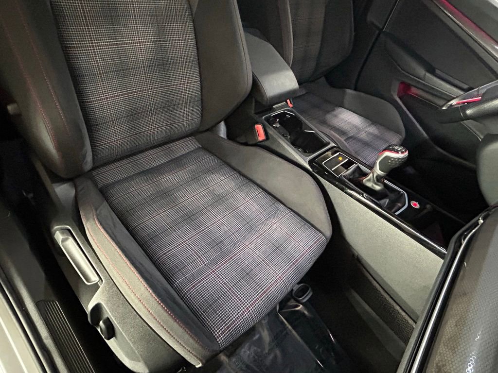 Used 2024 Volkswagen GTI SE image 38