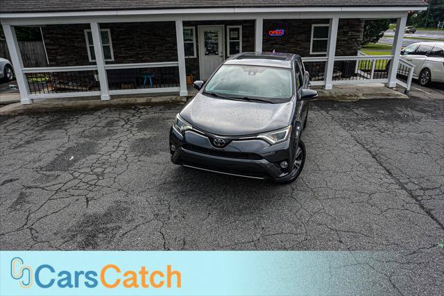 Used 2018 Toyota RAV4 XLE FWD image 3