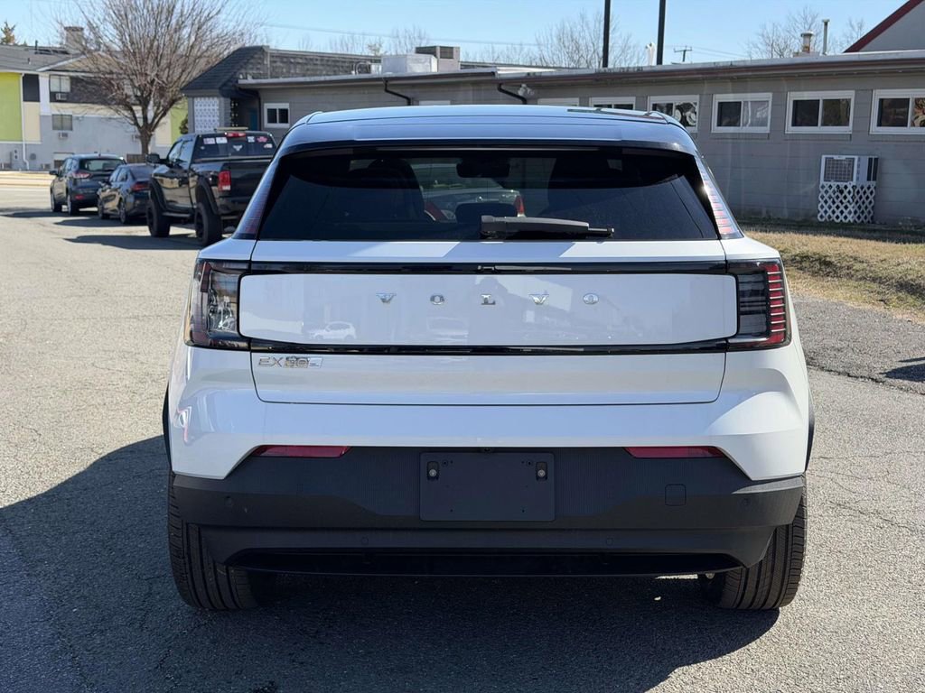 New 2026 Volvo EX30 Plus w/ Protection Package Premier AWD/4WD image 19