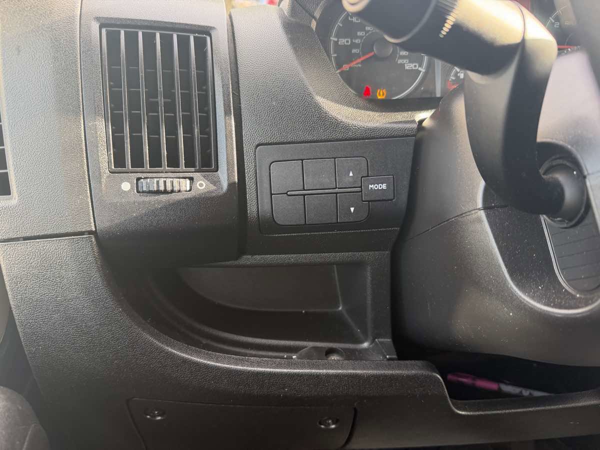 Used 2019 RAM ProMaster 2500 FWD image 24
