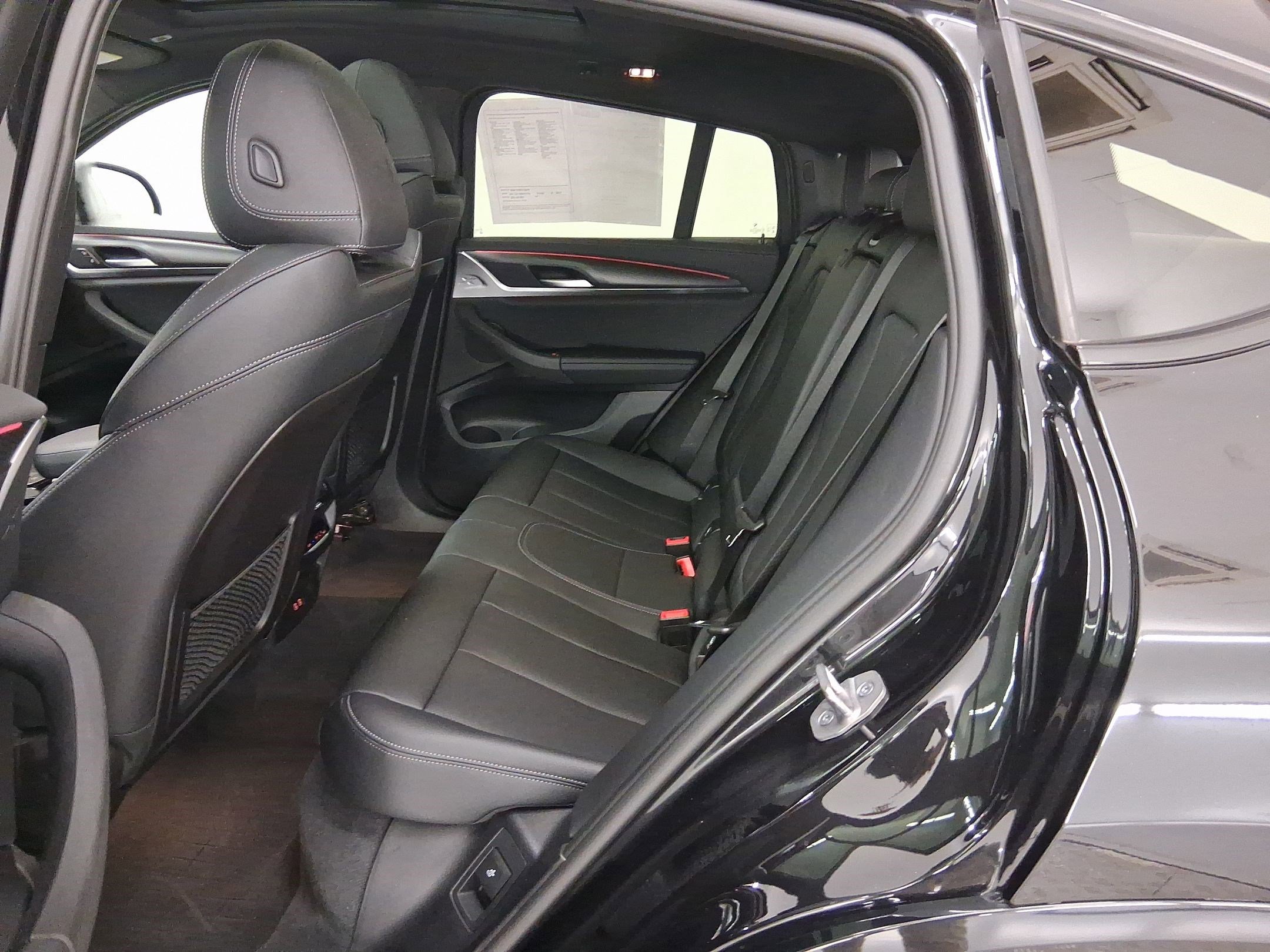 Certified 2023 BMW X4 M40i image 13