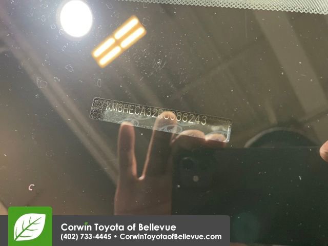 Used 2024 Hyundai Kona Limited image 31