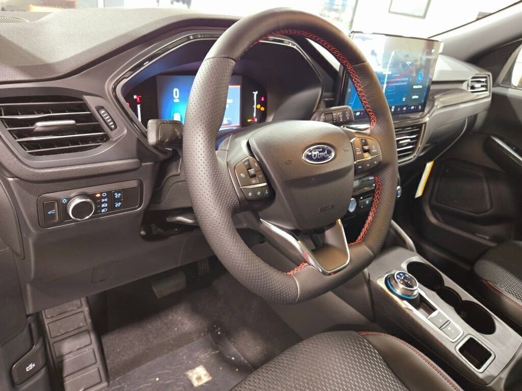 New 2025 Ford Escape ST-Line w/ Tech Pack #1 image 23