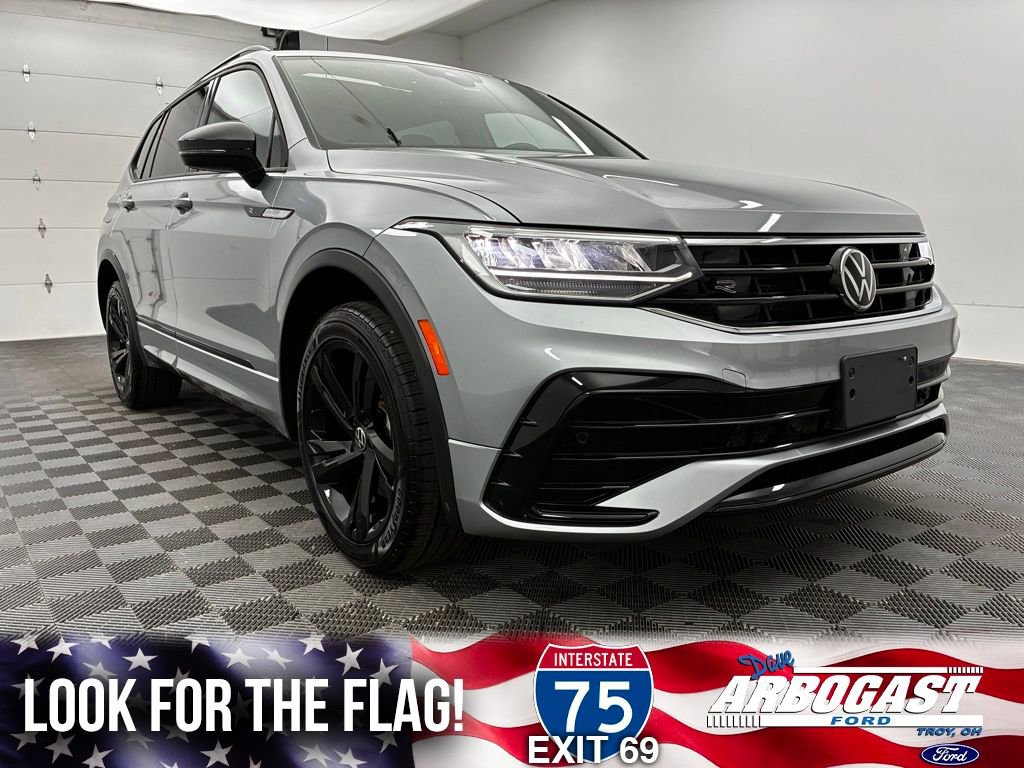 Used 2023 Volkswagen Tiguan SE R-Line