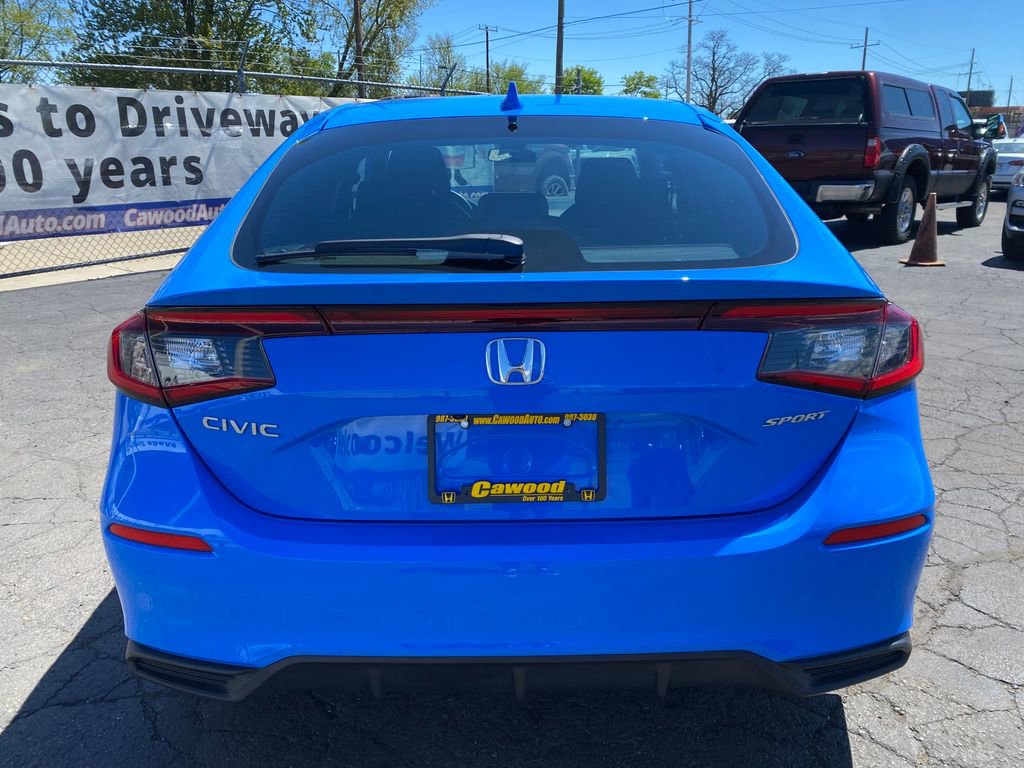 Used 2025 Honda Civic Sport image 3