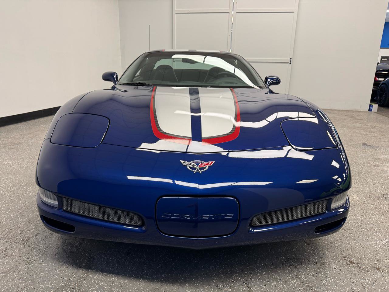 Used 2004 Chevrolet Corvette Z06 w/ Z06 Preferred Equipment Group RWD image 4