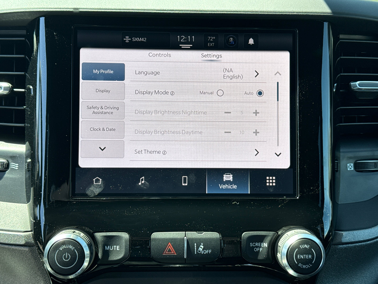 New 2025 RAM 1500 Tradesman w/ Night Edition AWD/4WD image 12